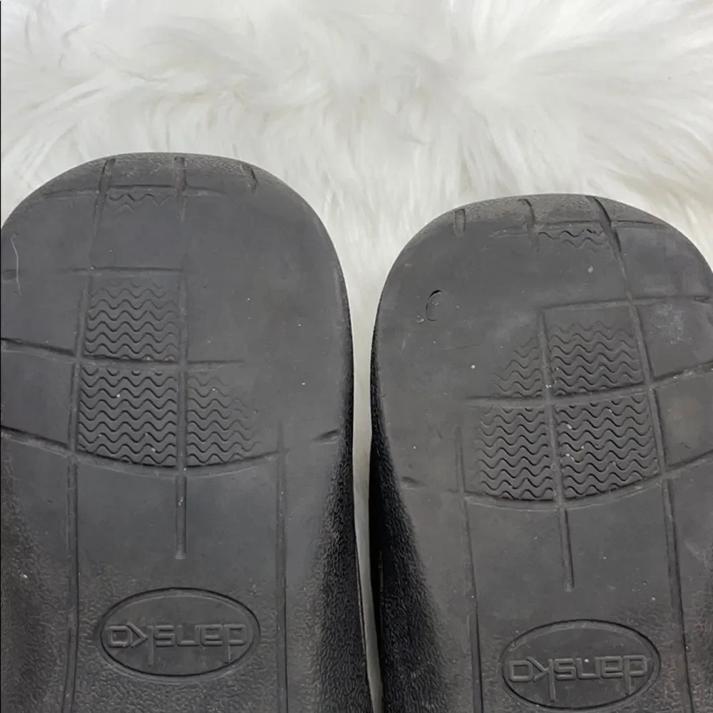 Dansko very good